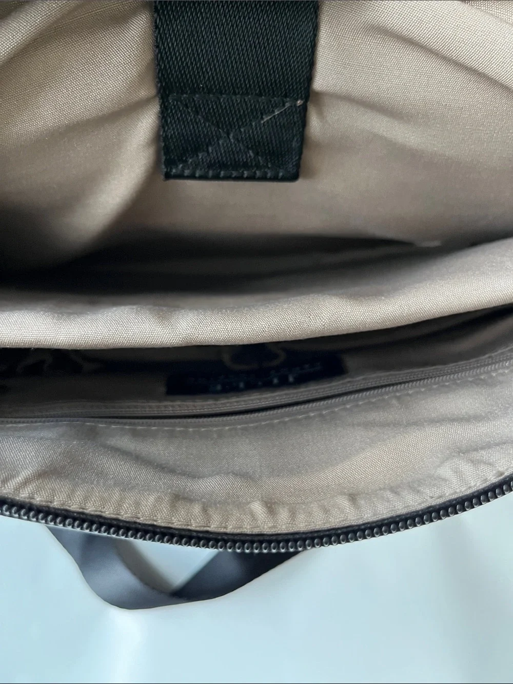 Jill.E Designs. Black Leather Laptop Crossbody Bag